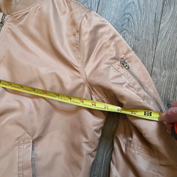 Forever 21 Bomber Jacket - Picture 5 of 7